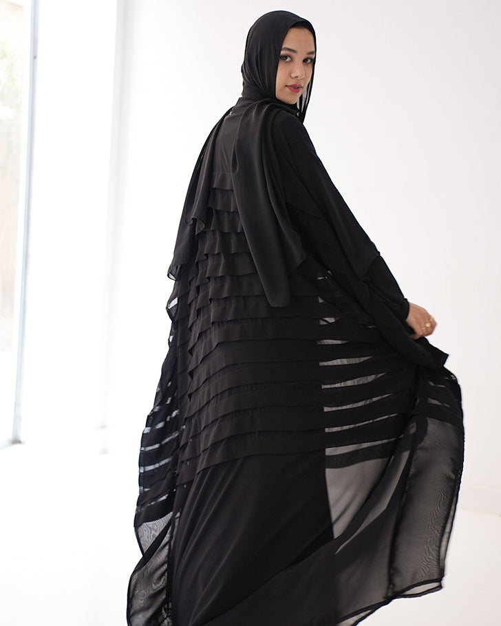 Free Size Pleated Cape Black