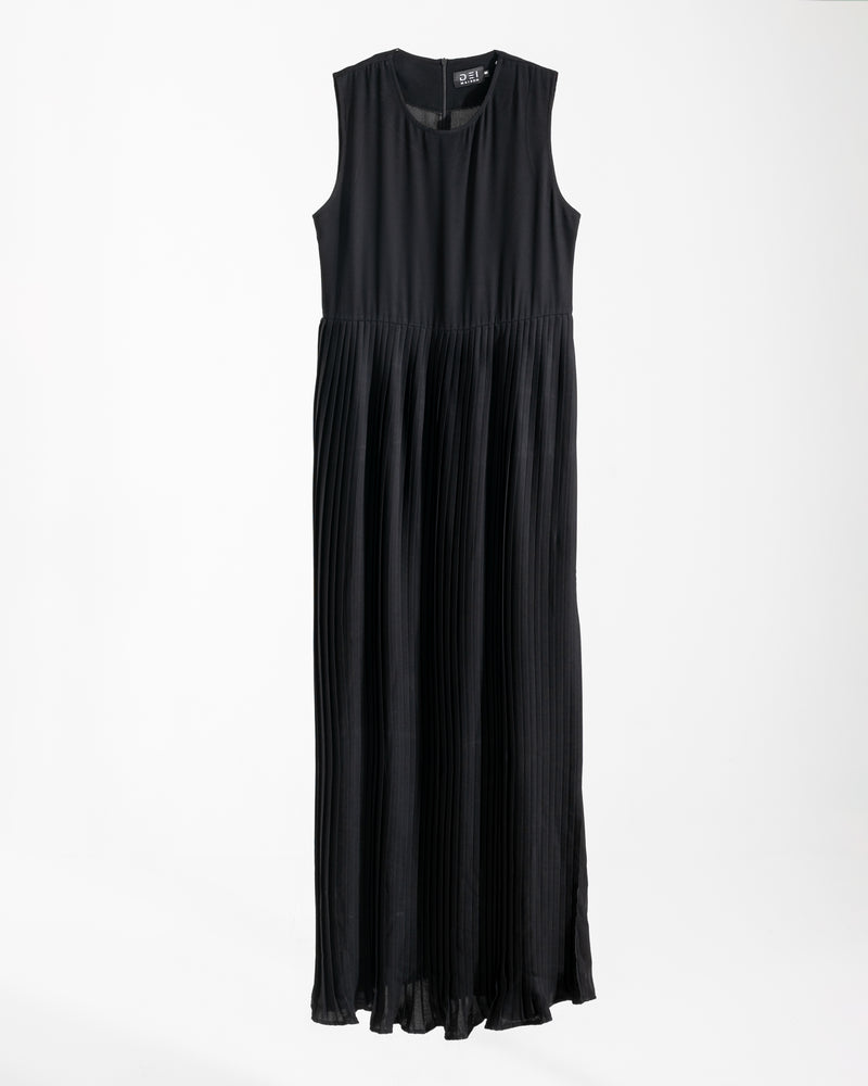 Sleeveless Pleated Dress Black CODE 202