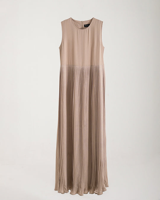 Sleeveless Pleated Dress Beige CODE 202