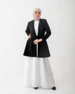 Suede Side Pleated Coat Black