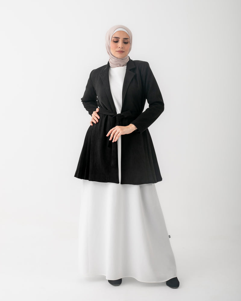 Suede Side Pleated Coat Black