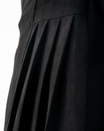 Suede Side Pleated Coat Black