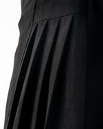 Suede Side Pleated Coat Black no