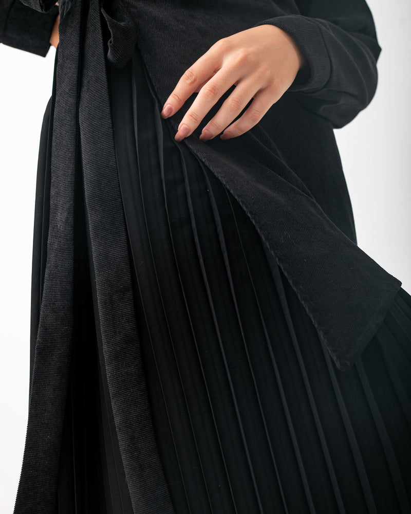 Fall Pleated Abaya Dress Black