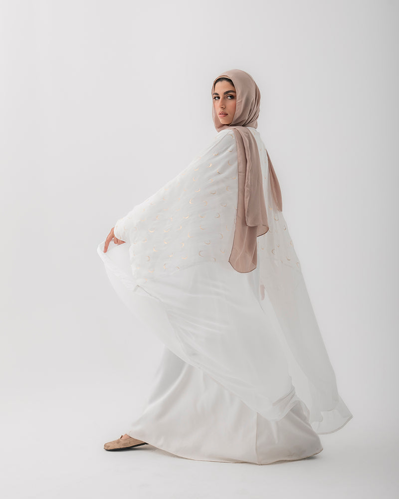 Free Size Crescent Cape Offwhite