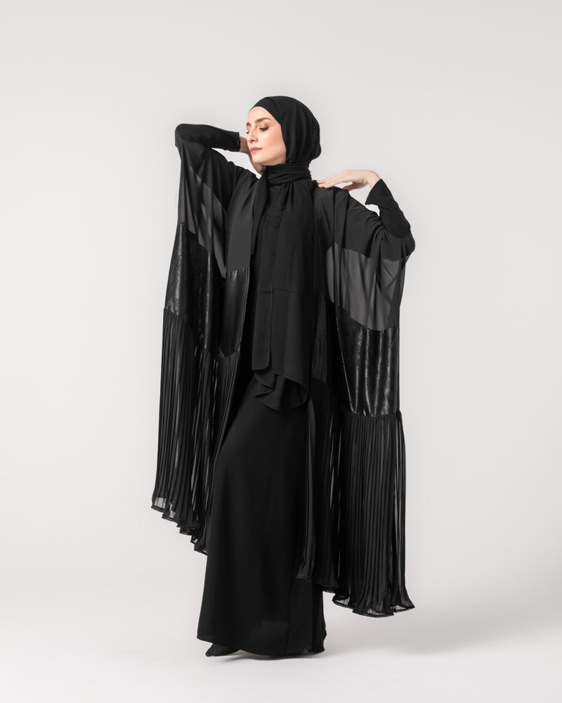 Free Size Pleated Cape Black