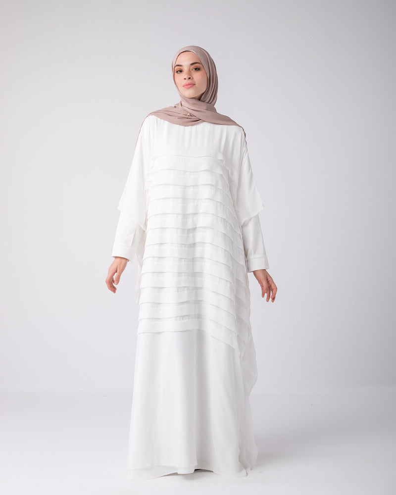 Free Size Pleated Cape Off-white