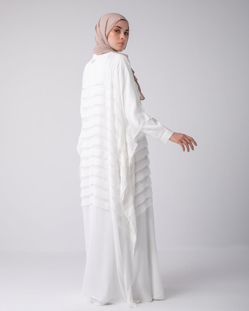 Free Size Pleated Cape Off-white