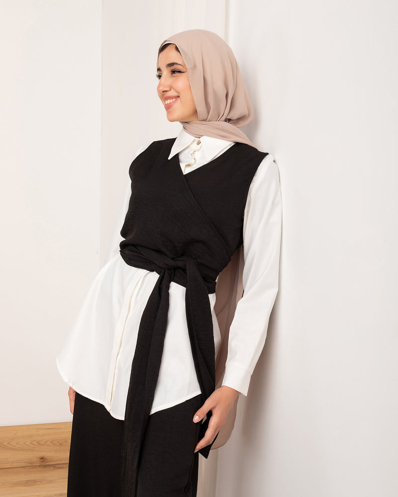 Vest code 114 - Black